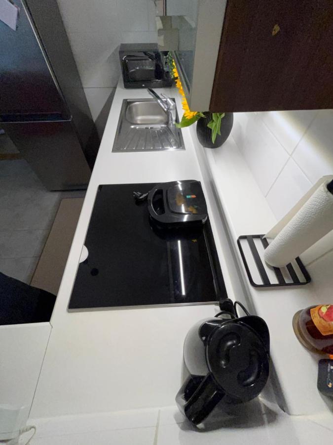 Apartment 5 Min Schoenbrunn Gloriette, Direct To City Center, Free Parking Vienna Exterior photo