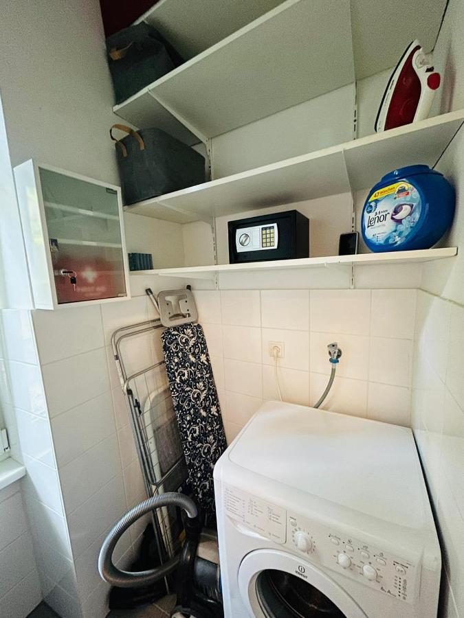Apartment 5 Min Schoenbrunn Gloriette, Direct To City Center, Free Parking Vienna Exterior photo
